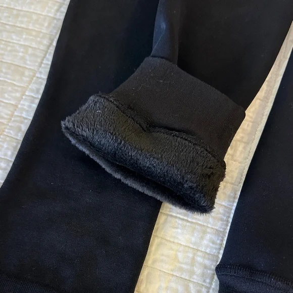 Lot of 2 Black Legging Fleece Lined Seamless High Rise Warm Cozy Bundle - Picture 3 of 6